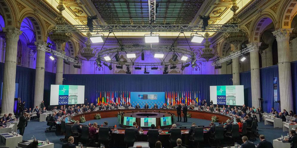 Guerre russo-ukrainienne| Réunis au siège de l'Otan