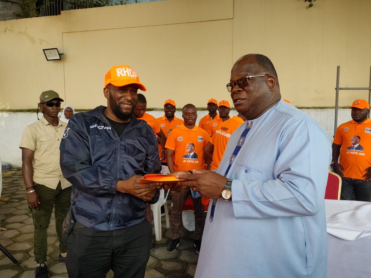 Présidentielle 2025| Hommage des jeunes à ADO, au Felicia