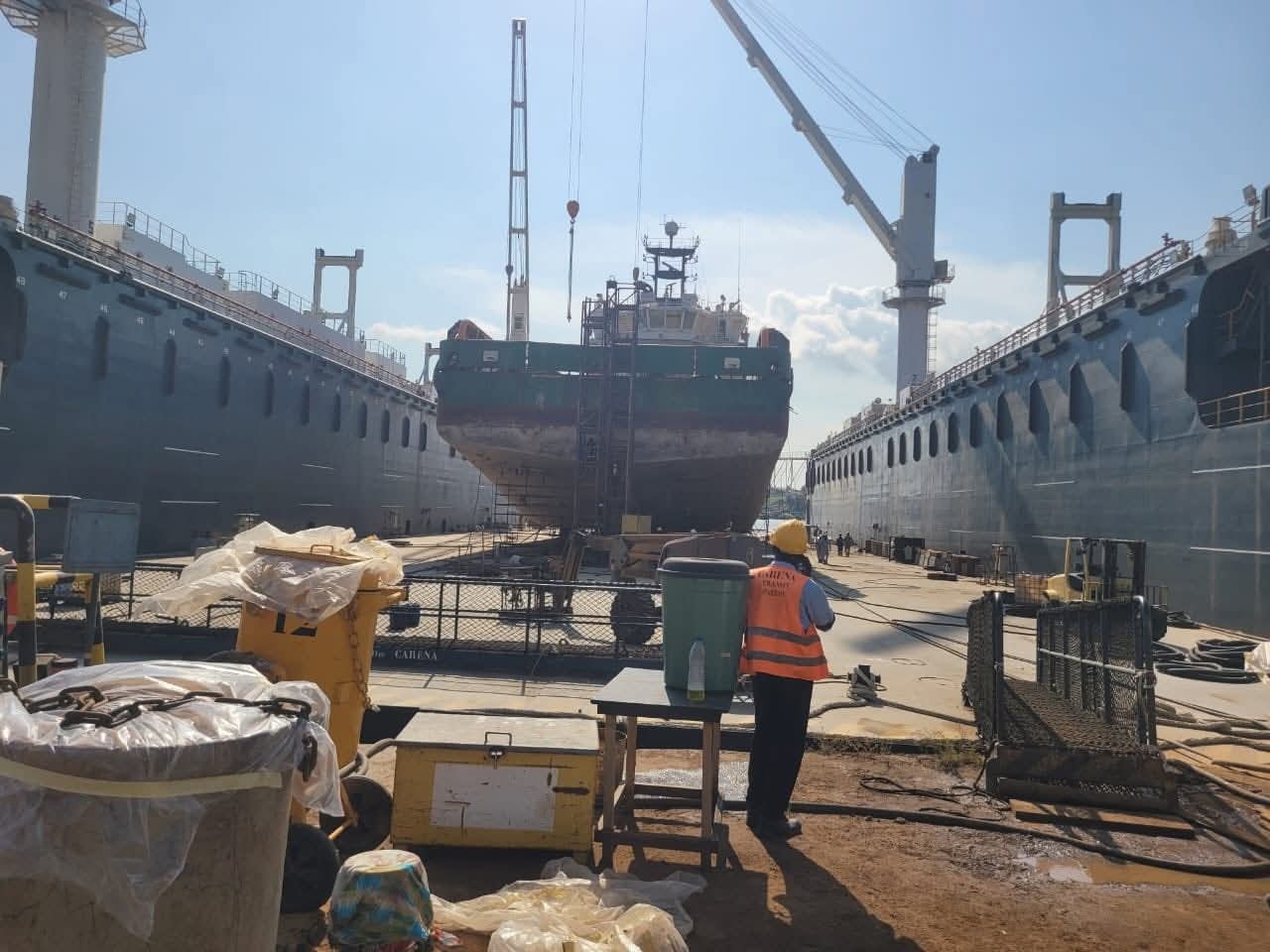 Abidjan-Plateau | Explosion à la Carena